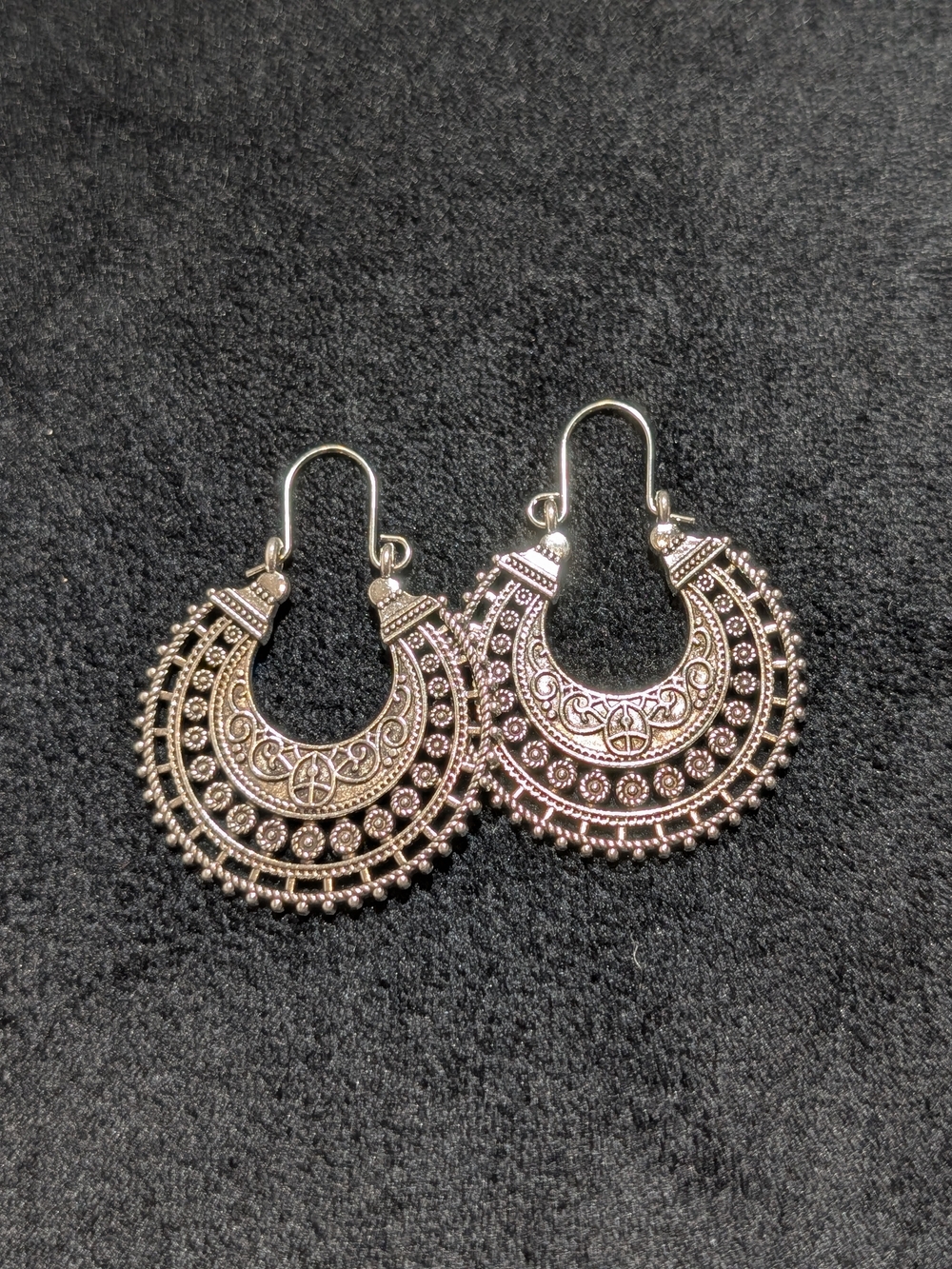 Bohemian Filigree Silver Hoop Earrings - Women Jewelry